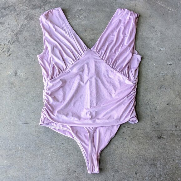 Express Body Contour Lavender Purple Ruched Empire Deep V Bodysuit size XL - Picture 9 of 9